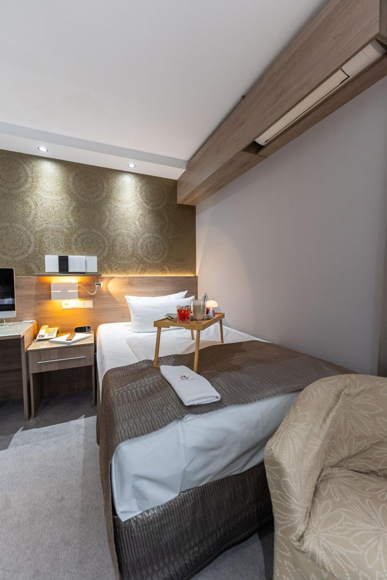 Hotel An Der Wasserburg Wolfsburg Zewnętrze zdjęcie