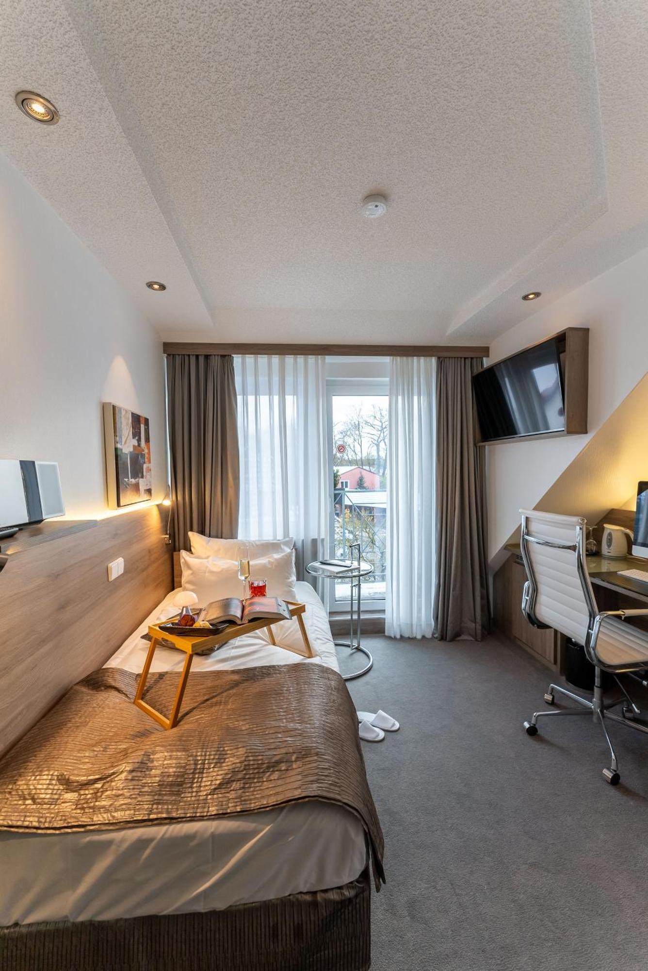Hotel An Der Wasserburg Wolfsburg Zewnętrze zdjęcie